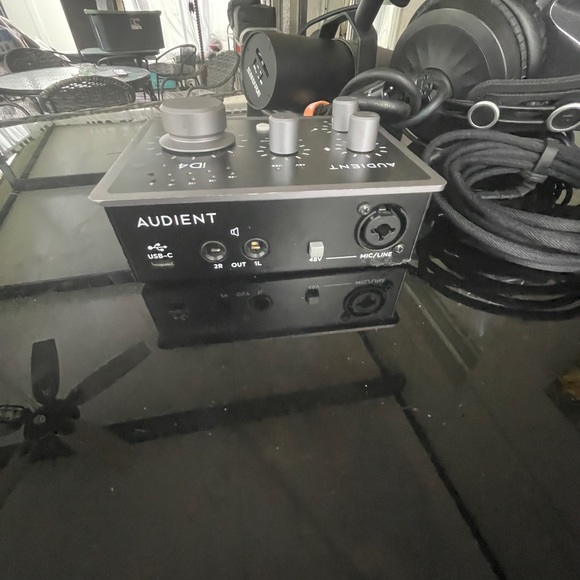 Shure sm7b microphone Bundle - Picture 6 of 7